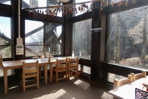 Tochinomi’s dining hall overlooking the forest