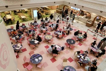 Character Food Court
