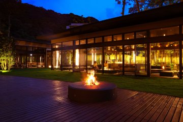 Unwind in the evening, beside the firepit