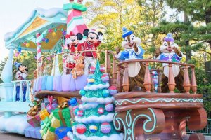 Tokyo Disney Resort Christmas Special Event 2023