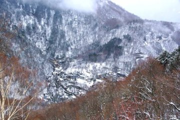 Shirahone Onsen in winter