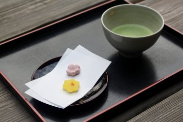 Matcha and sweets at the tea house