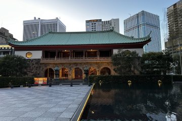 The Okura Museum of Art is on the hotel grounds