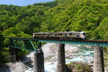 Seishun 18 Kippu: Japan's Cheap Nationwide Train Ticket
