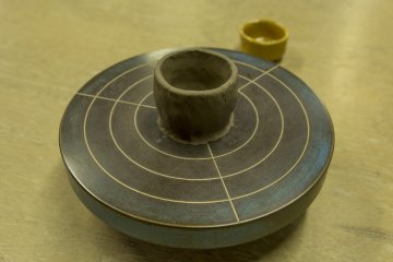 The forming of my own yunomi (small tea cup) at Daisenya in Kannami