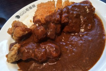 Chicken Cutlet Curry, 200g, Level 5 plus Fried Chicken (¥950). "Not for the faint hearted. Consider the consequences."