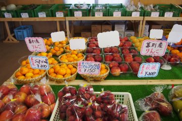 There was also a fruits stall, which sold seasonal fruits fresh from the orchards in Tokachi.