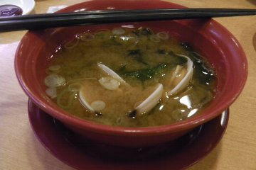 Starting things off with some delicious miso soup