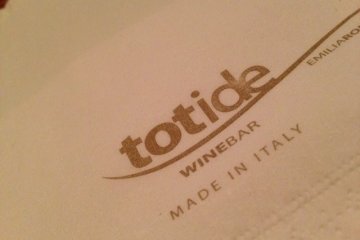 <p>totide - made in italy</p>