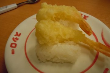 <p>Prawn tempura sushi is good although the tempura is no longer hot</p>